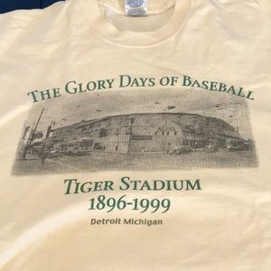1999 Tiger Stadium Commemorative tee, size L